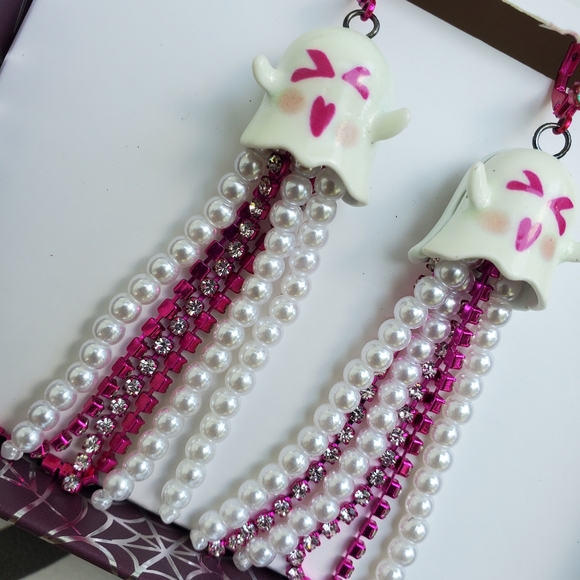 Betsey Johnson Ghost Dangle Earrings crystals - Picture 7 of 9